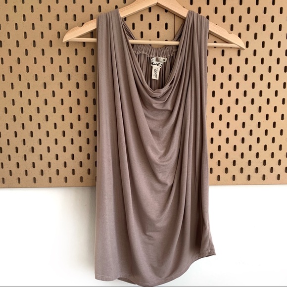 [SOLD] Anthropologie Michael Stars Sleevess Top - Picture 2 of 10